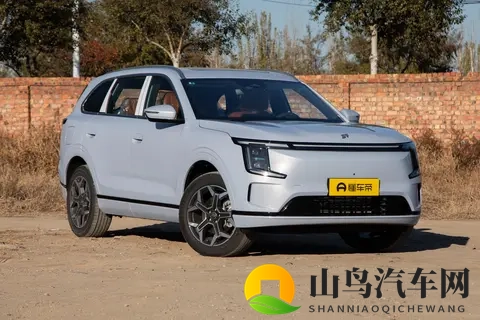 15万级SUV新标杆，空间大配置高，山海L7 PLUS购车指南-2