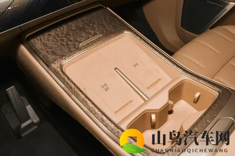 纠结大五座还是大三排？建议你试试乐道L90，无短板+高实用-1