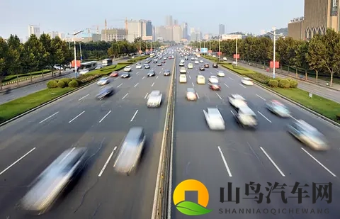 莲花汽车CEO冯擎峰重磅发声:讨论“车规级”是历史的倒退!-1