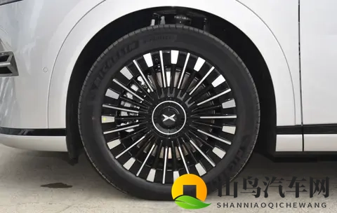 小鹏X9增程版曝光!纯电续航超450km综合续航1602km+5C超充-2