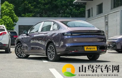 零跑汽车2025年11月购车攻略,这可不能错过了-3