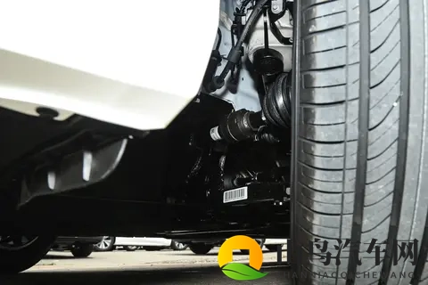 吉利发力了！合资，时代变了，看全能家轿星瑞如何俘获用户的心-3