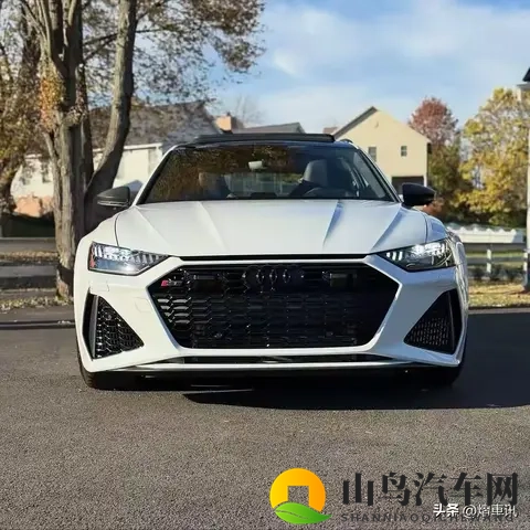 奥迪新款 RS6发布,外观犀利 配置升级 内饰豪华,搭载V8动力+四驱!-1