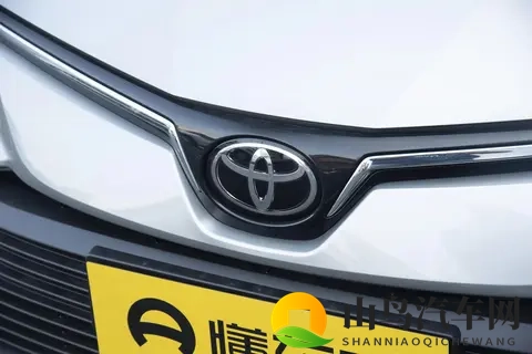 一共三款车型,燃油版卡罗拉怎么选?-1