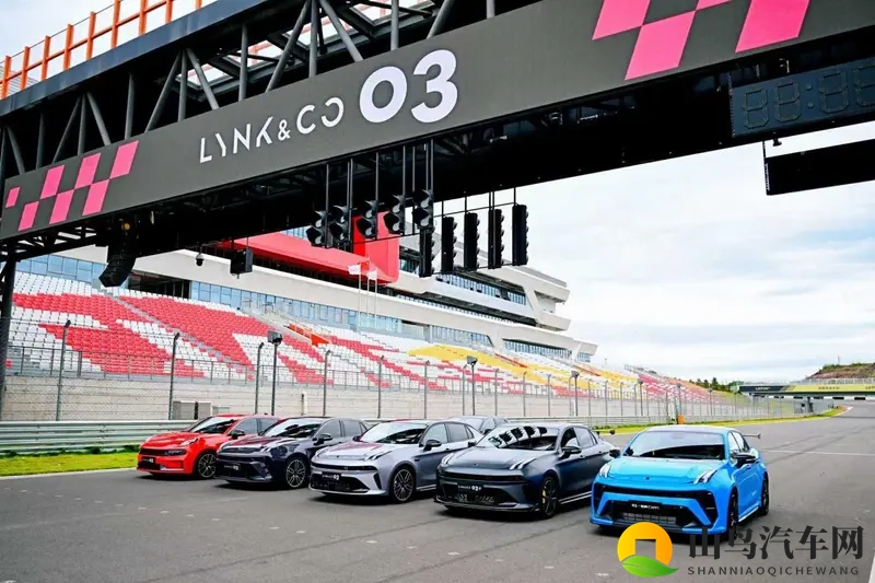 第三代领克03售10.38万起，老车主觉得买早了？-1