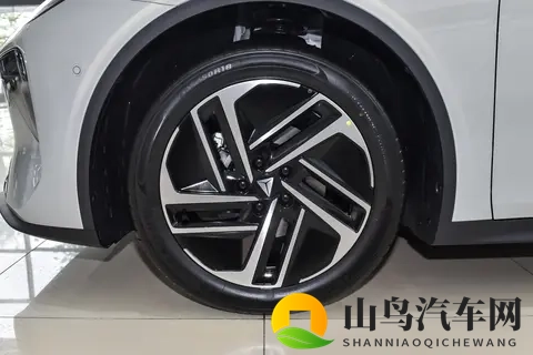 当选择过多时，为何深蓝L06能成为一个清晰答案？深度体验分享-3