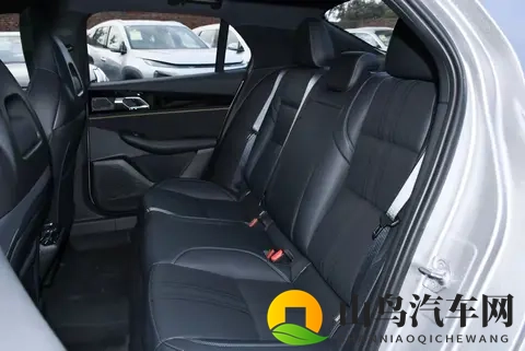 领克03 2026款15TD DCT Plus：价值回归，10万出头的“均衡王”？-1