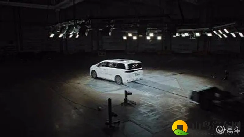 比亚迪夏超越国标，安全性能惊人-1