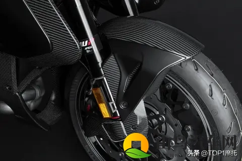 海外新车丨穿西装的超级公爵，巴博斯1400R上市，奔驰大G风格霸气-1