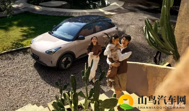 美女被疯狂柔大胸 喷水:性感女神遭遇激情喷泉洗礼-1