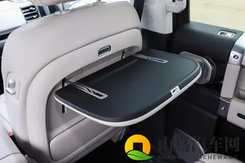 越野SUV 纵横 G700: 鲲鹏混动 IP68 防水, 硬核越野性能尊享体验解读-3