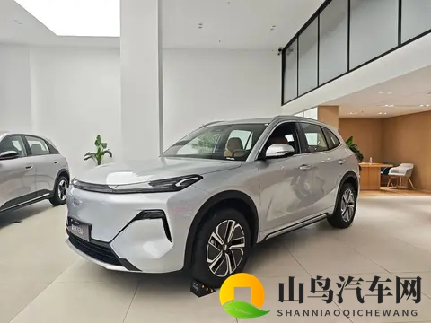 26款吉利银河星舰7到店,升级千里浩瀚H3,换175kW电机+续航200km-2