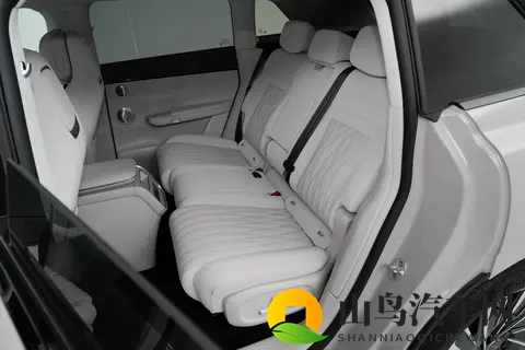 30万级大五座SUV，标配空悬+空气弹簧，星途ET值得买吗？-2