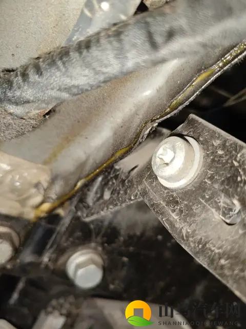 6万公里一手宝马X3,当年落地近40万,现在18万内拿下?-2