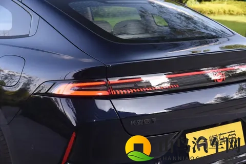 北京现代首款纯电SUV，续航722公里，售11.98万起-1