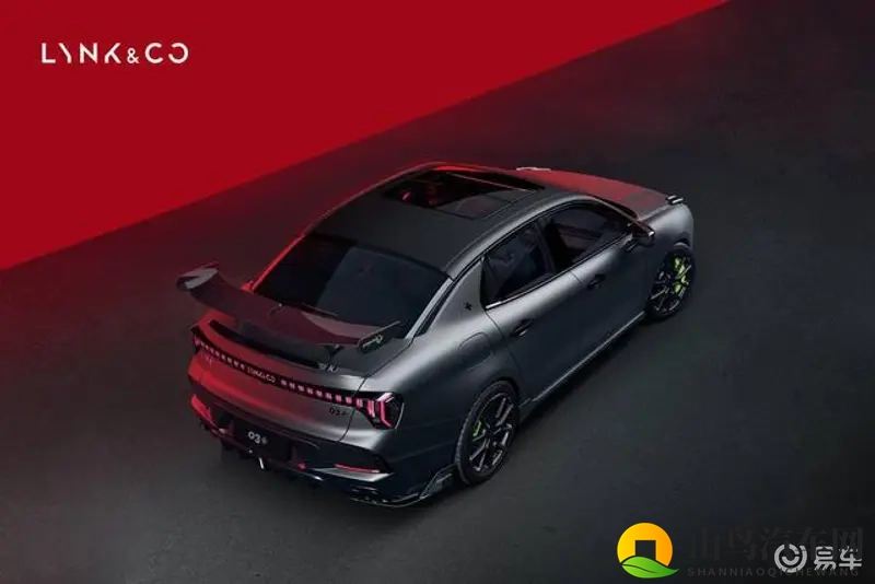 男生和女生一起拆拆：汽车维修新视角：男女默契拆解，展现团队风采-2