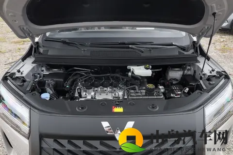 五菱星光 730 2025 款解析：7 万级真 7 座 MPV 的均衡之选-2