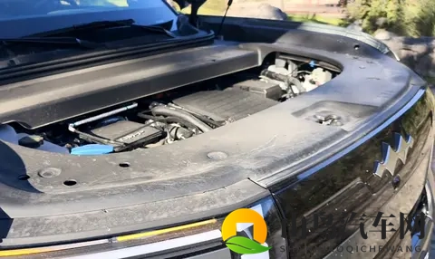 既有越野车的硬派，也有家用车的细腻，试驾方程豹钛7-3