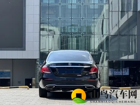 28万拿下优雅座驾，20款奔驰E300L，圆你奔驰梦-2