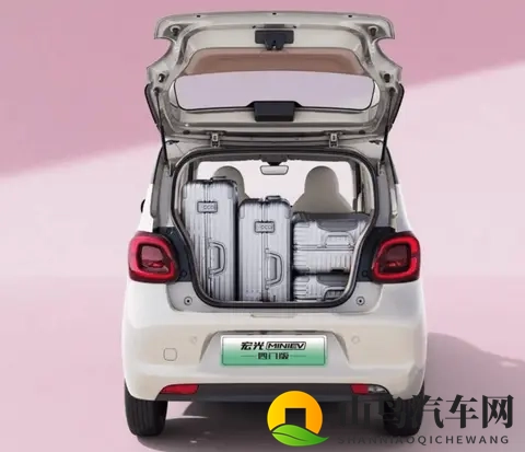 五菱宏光 MINIEV 四门版 301km 臻享 + 款上市:558 万元-3