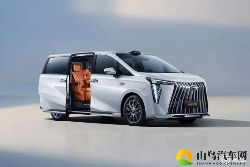 传祺向往M8宗师上市，售价26.99万元起-1