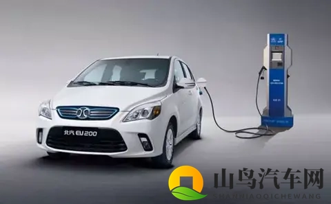 每卖2辆就1辆新能源！燃油车真凉了？-2