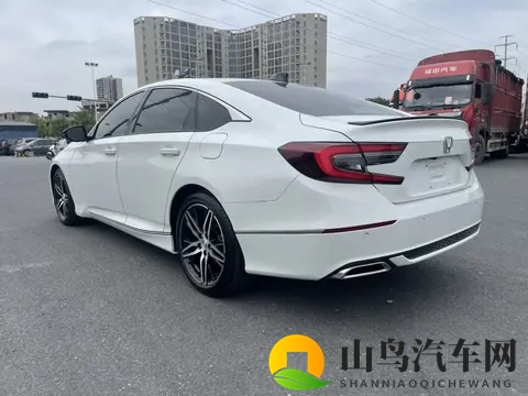 23年3月上牌雅阁，67万公里，一手准新车13万多！-3