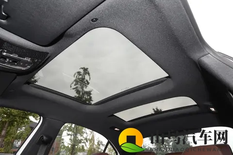 2025款奔驰A级购车指南：两款配置怎么选？-1