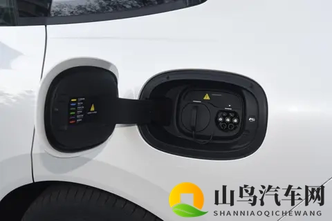 移动的奢华大客厅！魏牌高山7 28.58万元正式上市-1