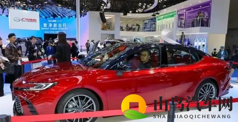 丰田王炸降价20万!从328万跌至126万,4L油耗开20年不坏!-1