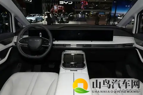 价格屠夫来袭！20T+9AT七座MPV仅11万，能平替别克GL8？-3