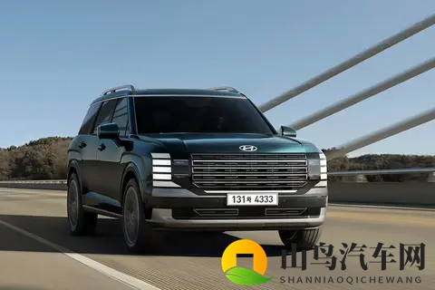 2026款帕里斯帝：进口混动大7座，选对不选贵？-2