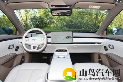 1199万起的长安启源A06，这些硬核亮点才值得你掏腰包-1