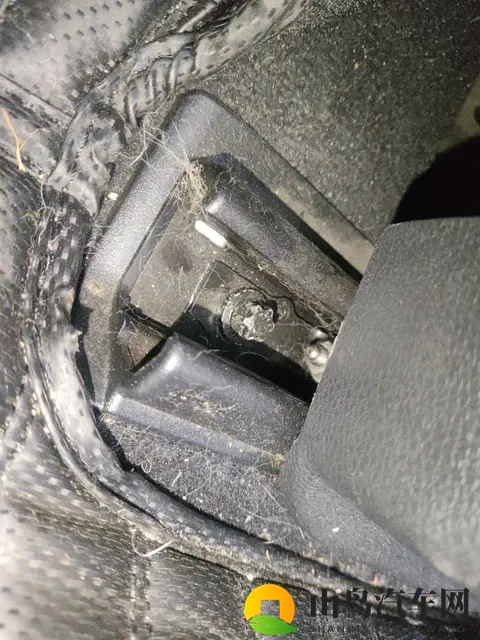 二手奔驰C级：18年运动版，11万多体验豪华品牌！-1