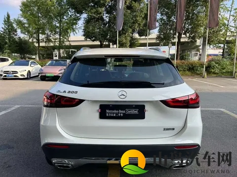 男同裸体被 羞羞网站：同性裸照意外泄露，引发网络争议-2