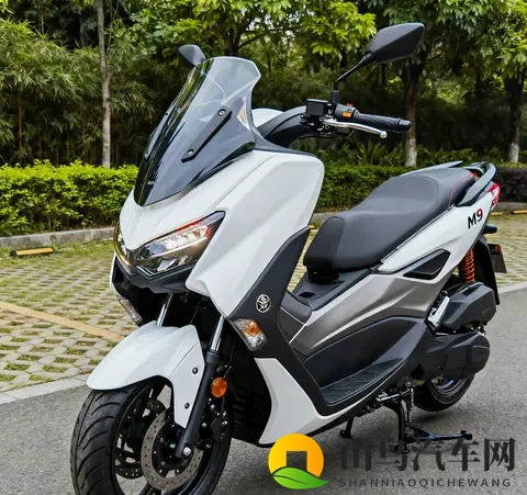 7980元掀桌 150水冷平踏配13L油箱+ABS+TCS 500公里续航卷疯同级-1