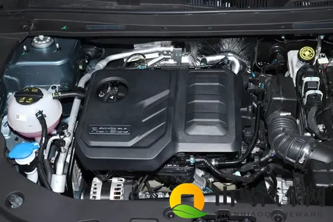 捷途X70L评测：有磁悬浮电磁悬架+8155芯片，还有哪些优点？-3