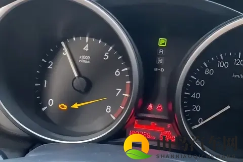 马自达5洗个节气门,来的时候好好的,差点回不去了!-1