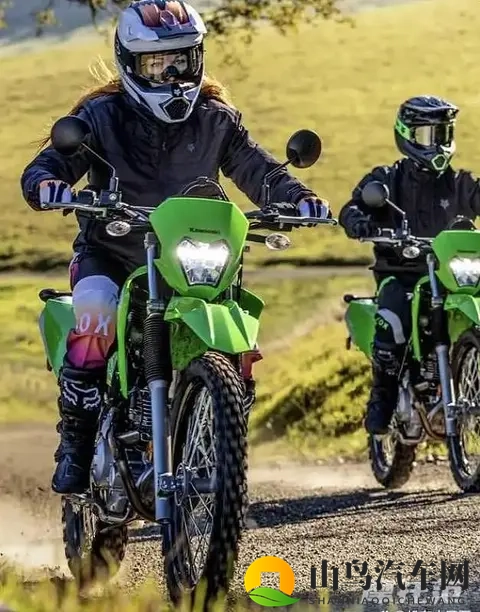 川崎KLX230以299万开卖，林道穿梭一把就过，新手也能轻松驾驭-1