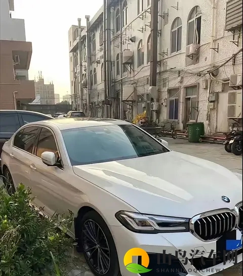 油车贬值太快了?55万的豪车只卖了22万!-1