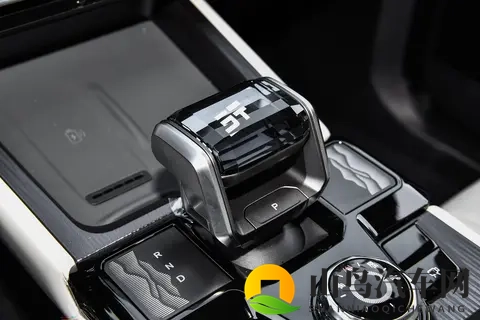 插混SUV,山海T1:试过才知道,适合家用的车什么样?-2