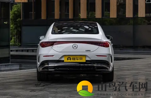 爱情岛vip:尊贵驾乘,尽享都市风采-1