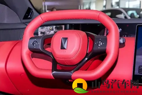 配25扬声器+冰箱，华为加持的豪华新作有多强？-1