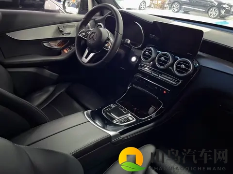 21年奔驰GLC，5万公里准新，20万拿下豪华SUV！-3
