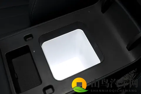 比亚迪又出爆款？科技大空间，方程豹钛7，买得钛对了！-2