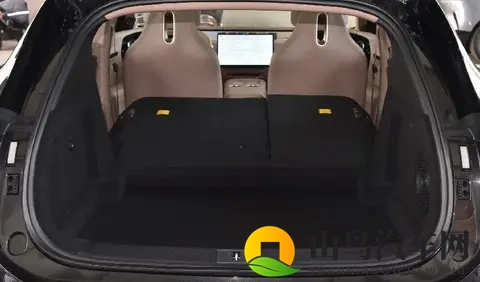 豪华智能新体验！阿维塔07 以全能配置打造高端纯电出行-1