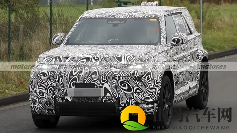 EMA平台打造 路虎“Baby Defender”谍照曝光 有望2027年发布-2