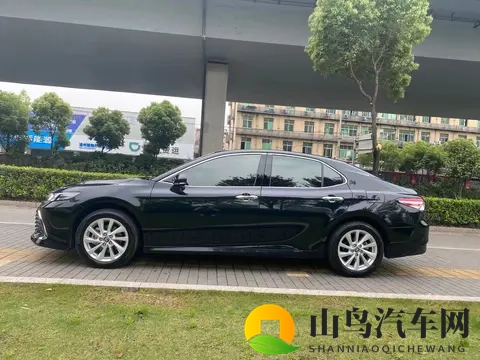 10万多拿下省心之选，21年一手丰田凯美瑞！-3