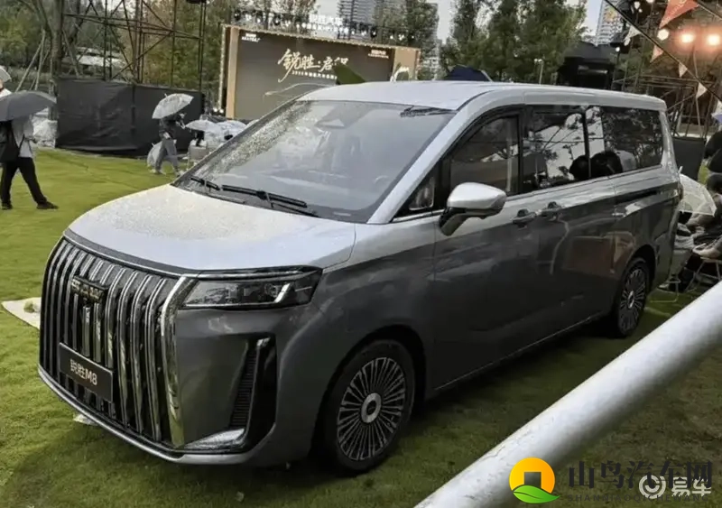 北汽制造锐胜 M8 将于 11 月 5 日开启预售-1