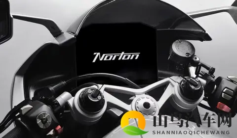 英伦传奇涅槃！诺顿Manx R全新V4动力亮相米兰展，TVS赋的复兴宣言-1